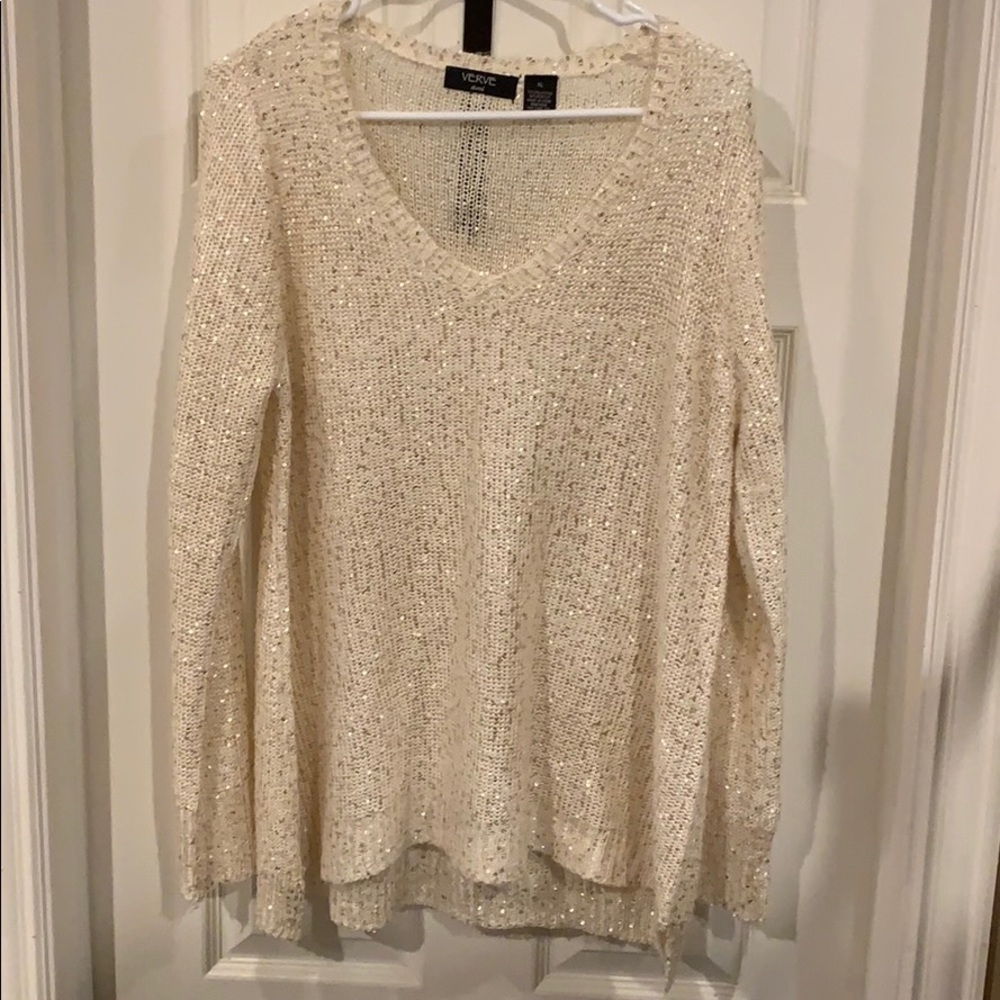 Sweater - Picture 2 of 4